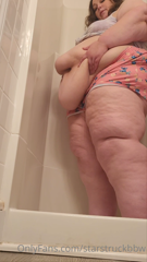 348972972_while-everyone-was-asleep-on-vacation-i-wasn-t-quite-tired_0.m4v