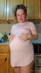 1185452737_how-cute-that-these-pajamas-are-the-perfect-piggy-pink_0.mp4
