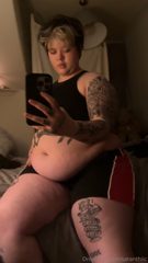 851233888_strong-cant-u-see-my-muscles_0.mp4