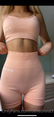 157220489_todays-gym-outfit-its-so-sunny-today_0.m4v