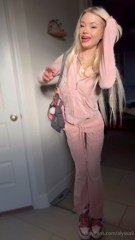 1464668933_message-me-tell-me-your-biggest-turn-on-alyssasvip-alys_0.mp4