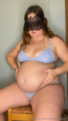 1399124367_yapping-playing-with-my-fat-spilling-over-the-sides-of-my_1.mp4