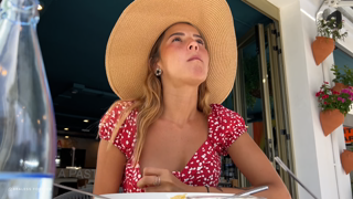 Agatha - ¡Qué Linda!.mkv