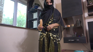 Mellbell [Chaturbate] - Woman with hijab on fucks dildo.mp4