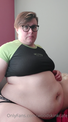 236866917_jiggling-before-after-my-breakfast-stuffing_0.m4v