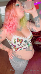 165266269_chugging-bloating-and-jiggling-my-round-belly-im-think_1.m4v