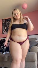 1827529955_fun-fact-before-pink-was-my-favorite-color-maroon-was_4.mp4
