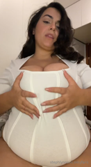 1461653171_my-body-with-tight-clothes-what-do-i-look-like_0.mp4