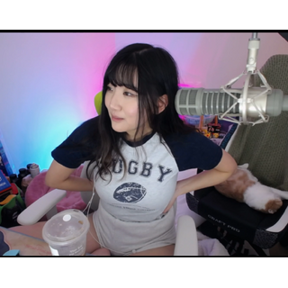 AriaSaki-2022-12-10-234111.693-1080p-streamshot.png
