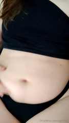 1810440859_i-was-not-kidding-when-i-said-iam-still-fat-and-it-s-hones_0.mp4