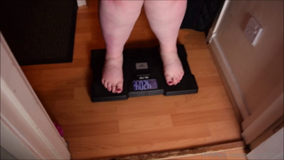 1617764601_here-s-a-weight-update-i-m-keeping-myself-well-fed_0.mp4