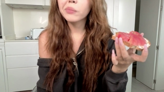 amyalwayshere_2026-05-07_16-32-25_181.mp4
