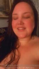 296825909_happy-friday-babes-i-just-showered-and-im-going-to-sit-dow_0.m4v