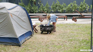 18.Mofos.Backyard Camping for Hottie on House Arrest.mp4