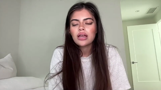 poutyselena2026-06-05_1.mp4