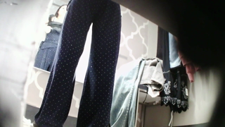 Itty Titty Asian1 [610F4C0].mp4