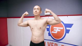 EvolvedFights - Kitty vs James Bang.mp4