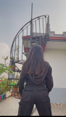 SnapTik_App_7441154057462500626-HD.mp4