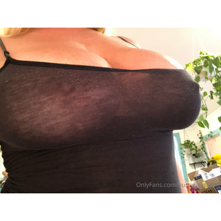 Busty OF Messages0089.jpg