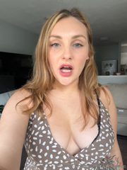 735065002_a-few-random-burps-and-a-special-view-of-my-throat_5.m4v
