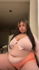 731665171_recent-bloats-theyve-been-pretty-crazy-lately_1.mp4