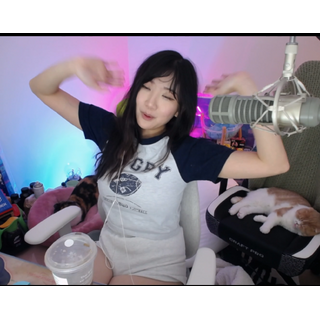AriaSaki-2022-12-11-03037.162-1080p-streamshot.png
