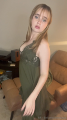 1061416057_a-more-nsfw-version_0.mp4