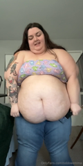 1558157166_fat-girls-in-denim-not-sure-how-i-can-still-squeeze-into_7.mp4
