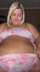 371424811_some-overstuffed-belly-jiggling-for-your-viewing-pleasure_0.m4v