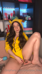 311380625_pokehoe-opens-some-pokecards-to-purchase-the-cum-cards_0.m4v