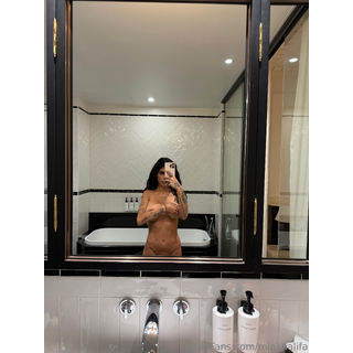 miakhalifa_2026-03-06_4335070883.jpg