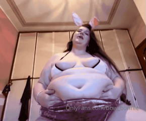 829923444_new-video-coming-out-tomorrow-feeding-a-fat-feedee_0.mp4