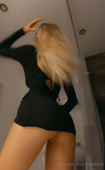 817886846_no-underwear_0.mp4