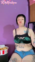 798403852_my-button-couldn-t-handle-it-and-popped-full-video-in-cu_0.mp4
