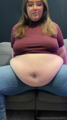 1024678529_yo-will-have-a-huge-pig-eating-on-live-streamings-soon_0.mp4