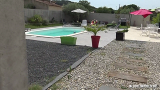 Une bombe atomique Angela, 20 ans, de Coudoux [J&M].mp4