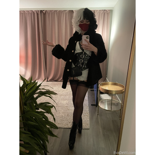 evadevil-2021-10-31-2262070347.jpg