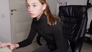 CB_abby_laker_24-12-14_22-43.mp4