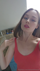 1206278302_quick-fit-check-i-run-around-in-the-apartment-like-this-th_0.mp4