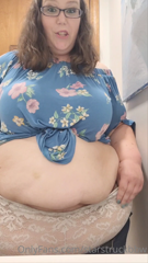 359838922_jeans-are-definitely-a-bad-idea-for-a-fat-girl-especially-w_0.m4v