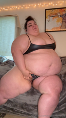 1314440461_fan-request-trying-and-failing-to-reach-my-pussy-bonus-i_10.mp4