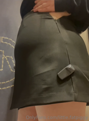 567129704_todays-little-try-on_1.mp4