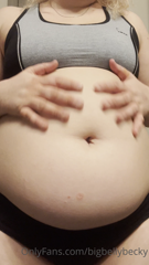 111440381_full-video-belly-jiggles-didnt-mean-to-only-upload-the_0.m4v