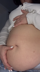 1668658439_whos-going-to-spoil-this-growing-girl-to-a-sweet-treat_0.mp4