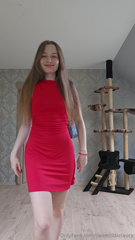 1266062664_omg-im-in-love-with-my-new-gorgeous-dress-and-i-cant-wai_0.mp4