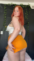 1049752655_you-see-me-walking-down-the-street-in-this-outfit-wyd_0.mp4