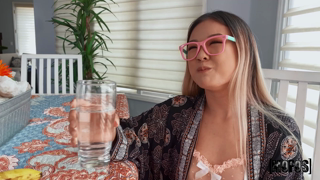 Mofos - Pussy Persuasion.mp4