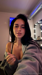 0if76qrmlxir354kpqmyy_source.mp4