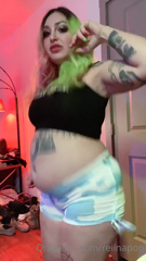 134322111_jiggling-playing-with-my-stuffed-belly-and-a-lil-burp-compi_1.m4v