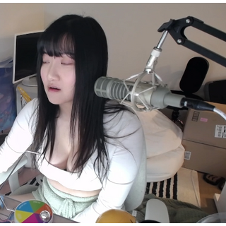AriaSaki-2023-3-6-221013.383-1080p-streamshot.png